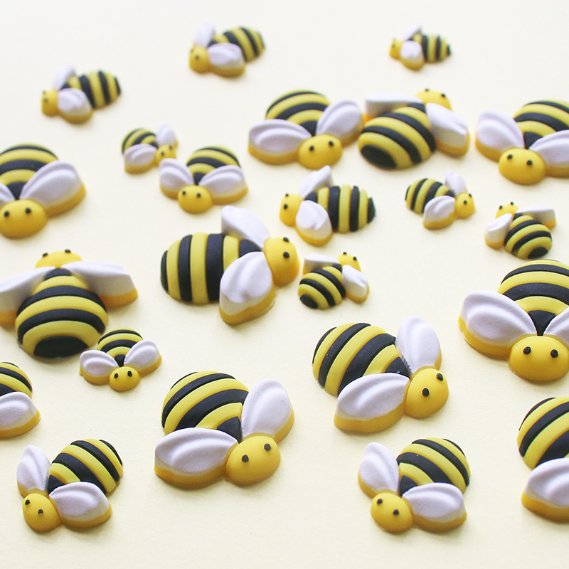 Accesorios de PVC tocados de abejas de dibujos animados accesorios de bricolaje accesorios para niños horquillas crema goteo pegamento casos de teléfono parches pic 3