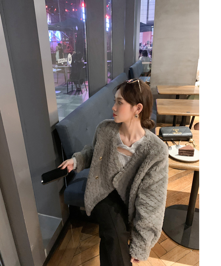 冬季新年羊羔毛皮草短款女网红羊剪绒布加迪全羊毛年轻短外套详情39