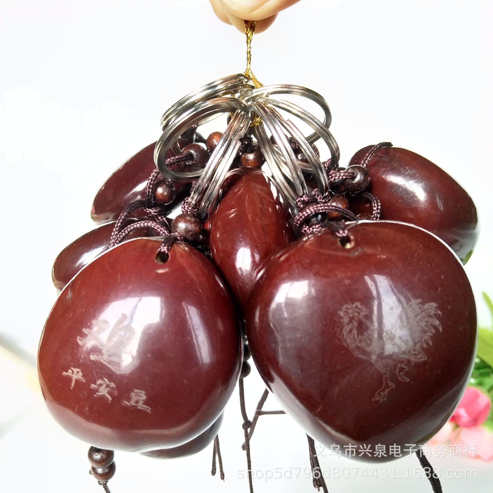 Peace Bean pendants, zodiac pendants, key pendants, keychains, wholesale supply for one yuan pic 3