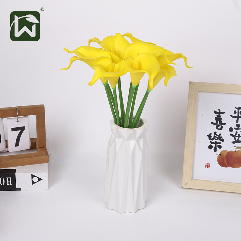 PU artificial flower single branch with a touch of glue, calla lily artificial flower, foreign trade, home decoration, desktop display, photography prop pic 20
