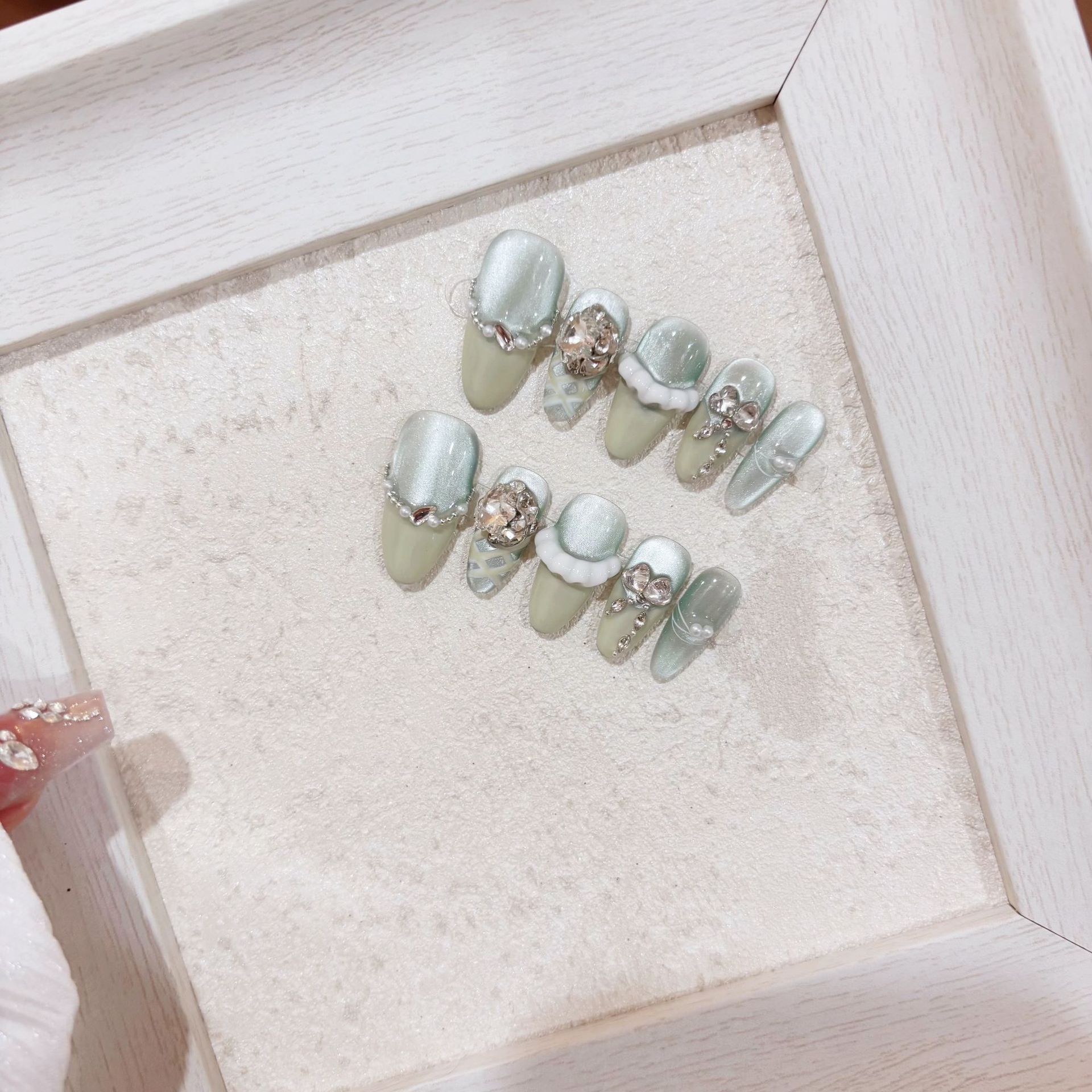 Jx高级感穿戴甲片夏季清新猫眼穿戴美甲贴恋爱三重奏（绿嘟嘟）详情7