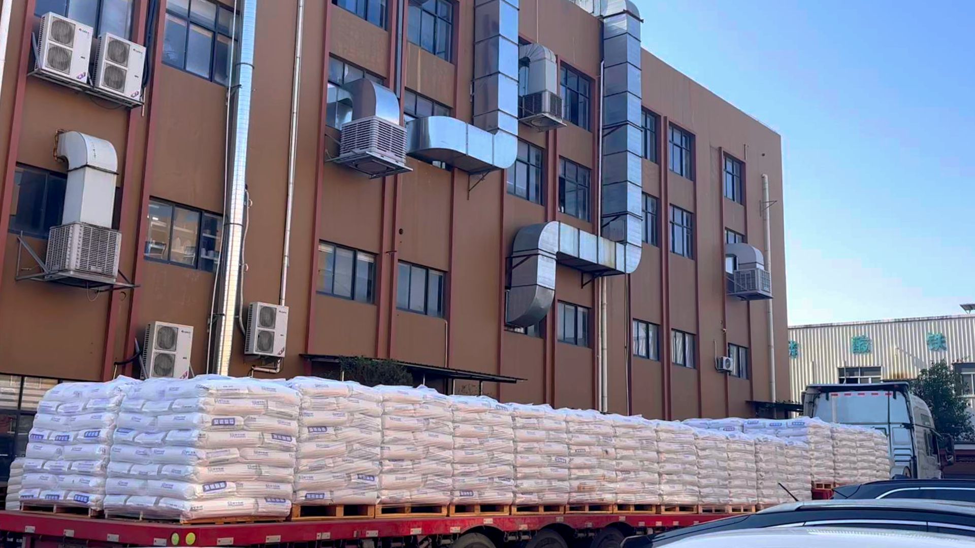 2024 New Korean-style retro cat-eye sunglasses, trendy and fashionable on Instagram, cross-border, individual and high-end sunglasses pic 10