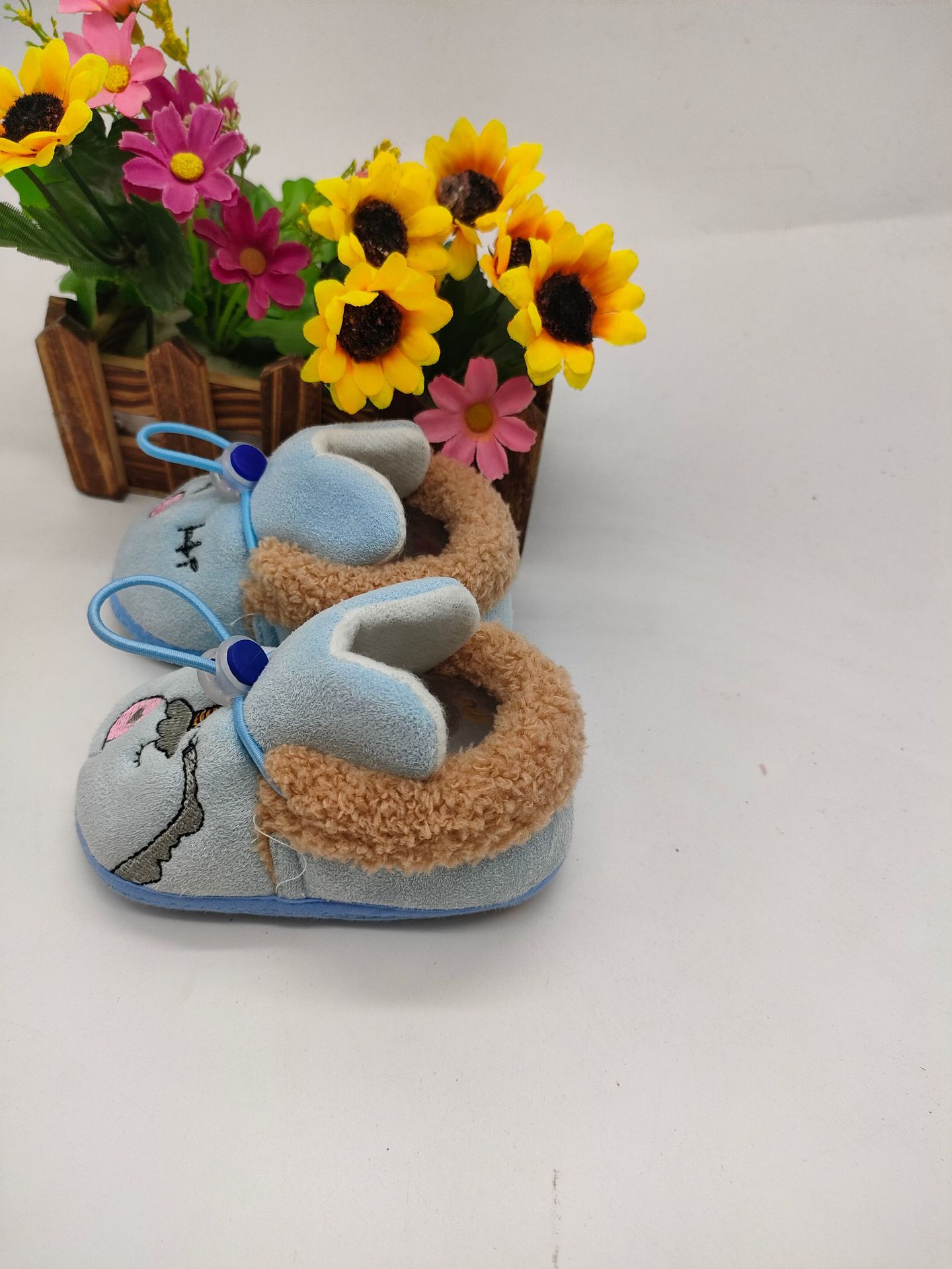 Autumn and winter baby shoes, coconut shoes, baby girl shoes, anti-slip and anti-drop baby walking shoes, 0-1 year old sock shoes pic 9