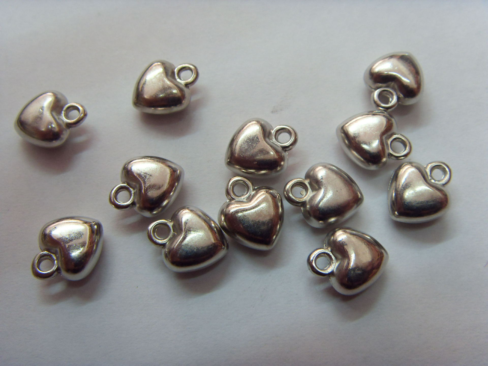 The manufacturer supplies diy accessories, solid-color beads, imitation pearls, electroplated beads, hand-strung beads, and clothing accessories pic 11