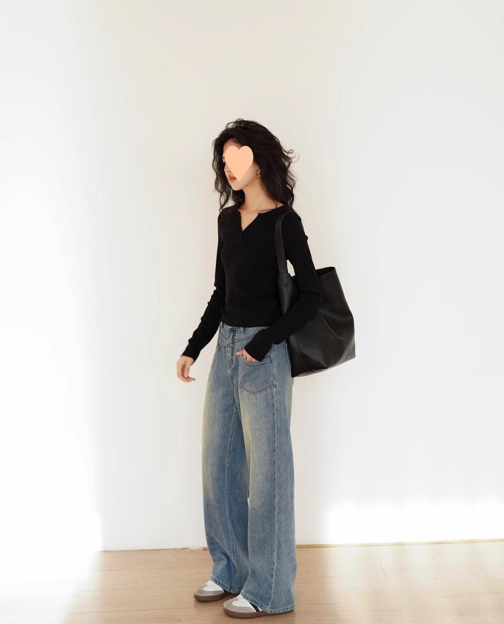 Floral grey V-neck modal base top for women, new autumn 2024 solid color slim fit paired with long-sleeved T-shirt pic 10