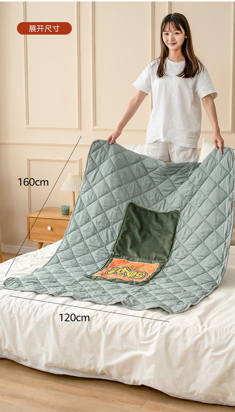 Wholesale of cartoon-printed quilted throw pillows and quilts from Kanglewu, a dual-purpose two-in-one car throw blanket pic 8