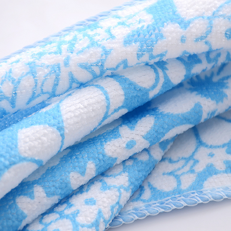Wholesale of custom-made warp knitted fiber printed square towels 30*30 multi-functional absorbent cleaning thickened cloths pic 13
