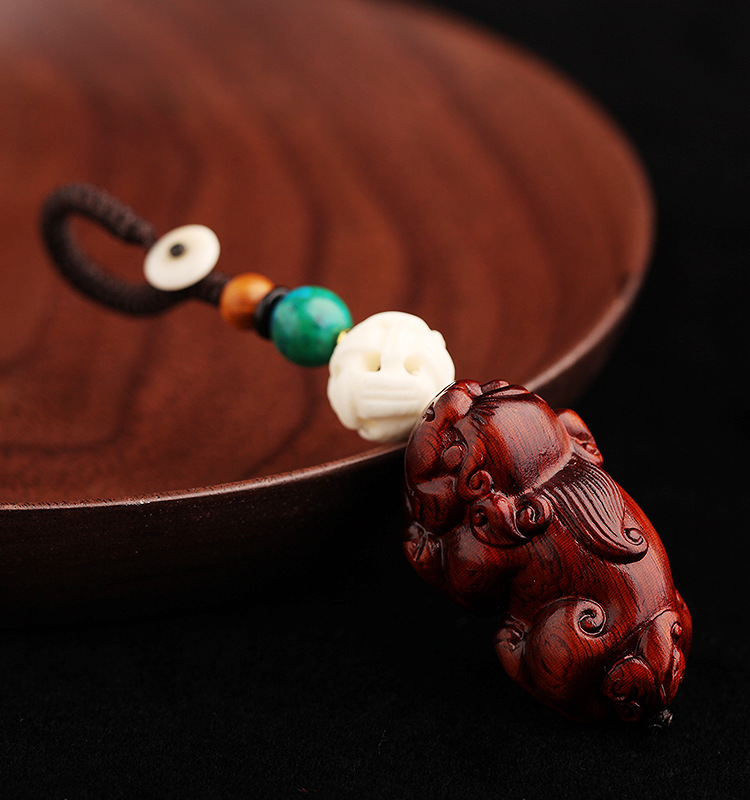 High-end, pure handcrafted, wealth-flowing PI Xiu, small-leaf rosewood, car keychains, car pendants, lanyard, small gifts pic 8