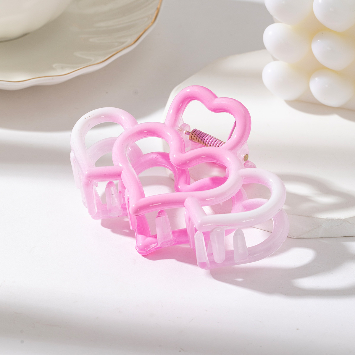 New oil-dripping heart-shaped jelly gripper, hollowed-out large gripper, fresh and sweet top clip, shark hair clip wholesale jelly pic 4