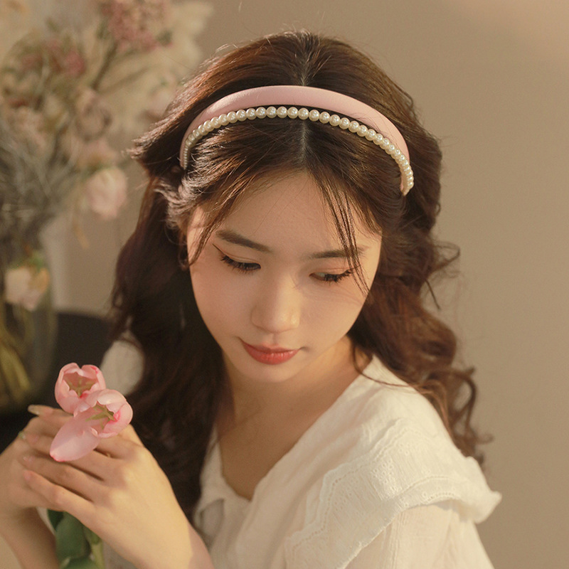 High-end mesh diamond-encrusted hairband, color-blocked twisted headband, wide-edge checkered outside-pressing hairpin, 2023 Internet celebrity new style pic 3