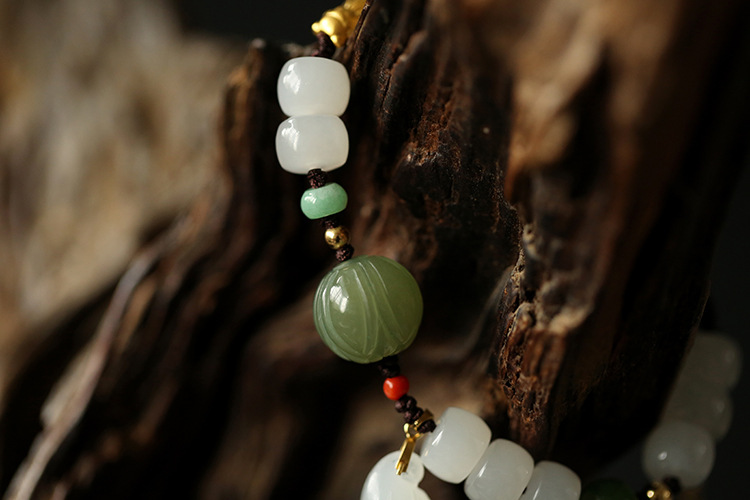 Pure gold Handcrafted series 999 pure gold small goldfish hand-woven natural old material Hetian jade lotus bead bracelet pic 7