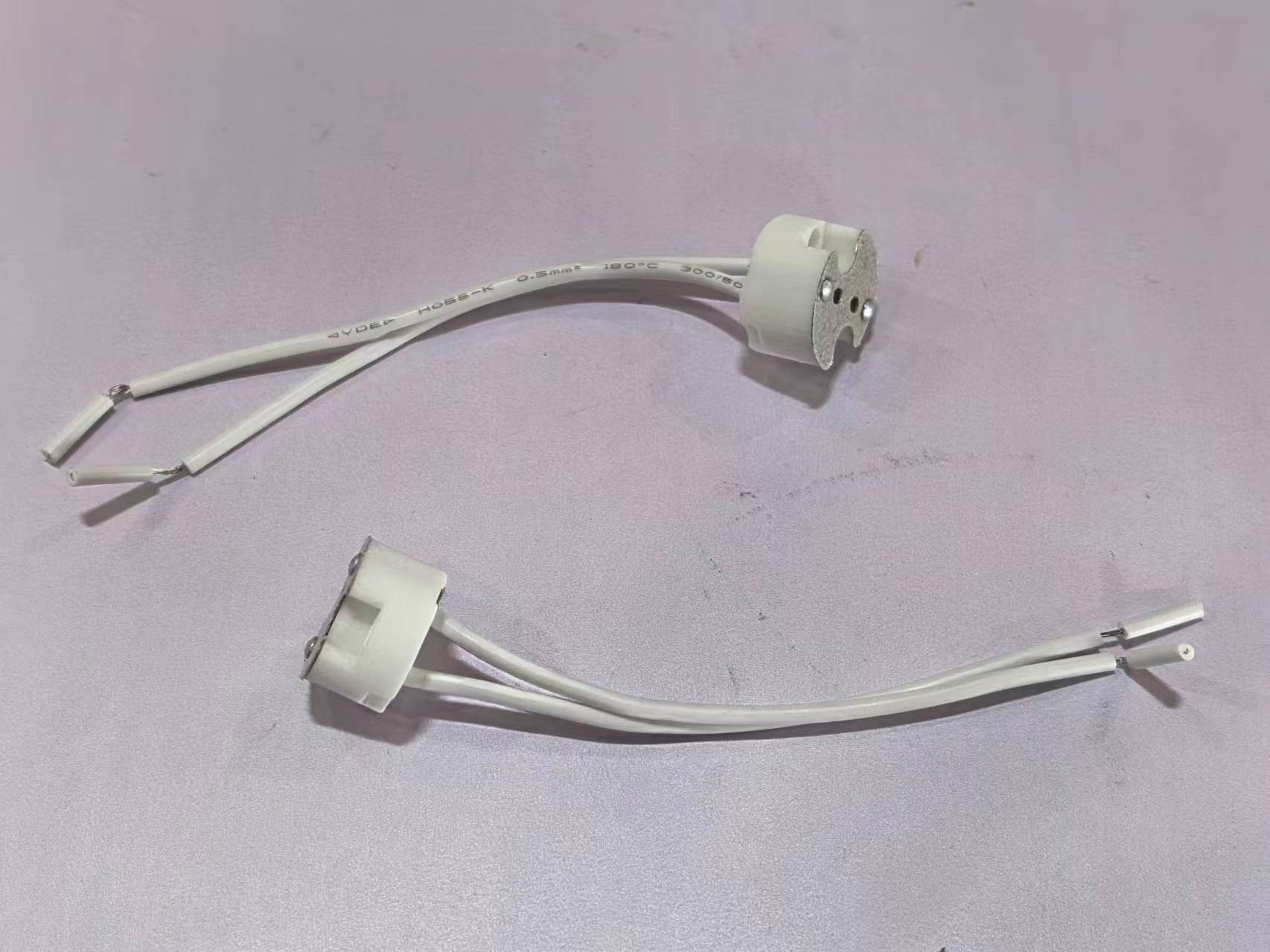 Ceramic lamp head lamp base, halogen lamp base, MR16 lamp base with 10cm line chandelier, led light source accessories manufacturer wholesale pic 3