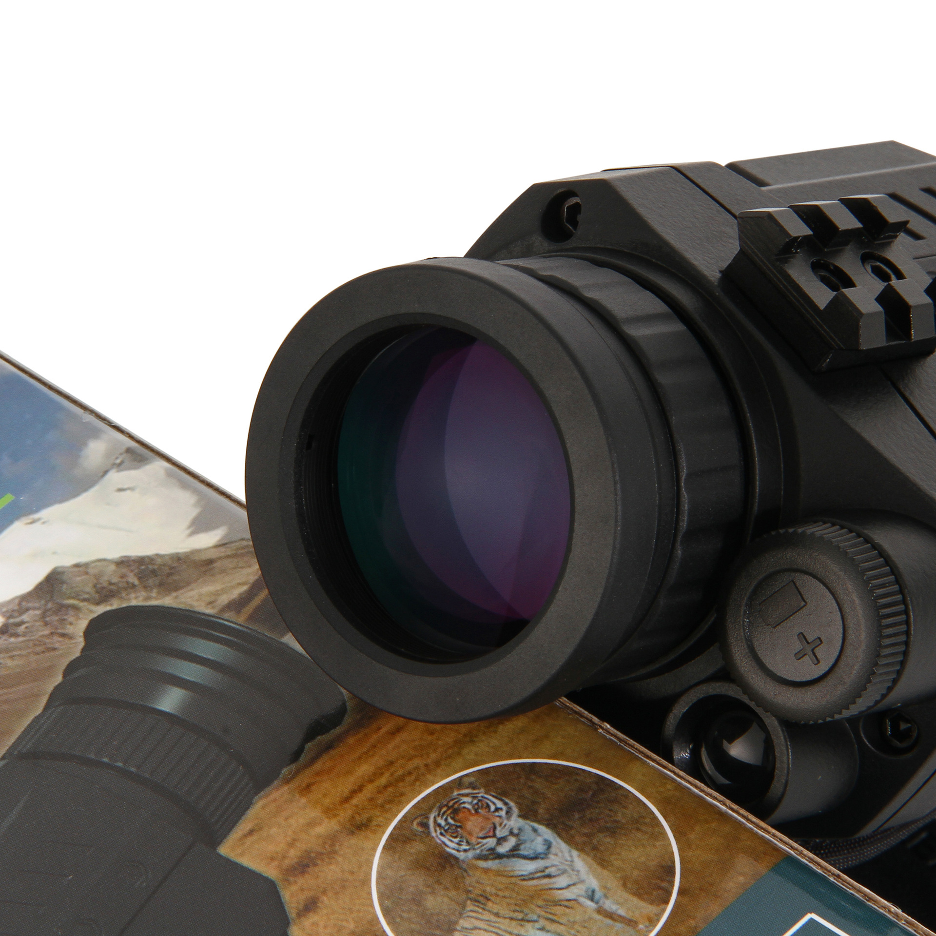 The new NV0535 high-definition digital photography night vision device is an infrared night vision single-tube outdoor digital night vision device pic 7