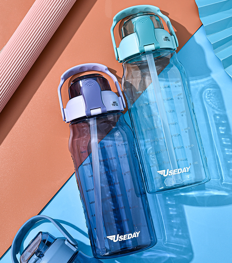 大容量新款水壶水杯大肚太空杯儿童吸管广告礼品水杯防漏塑料杯详情23