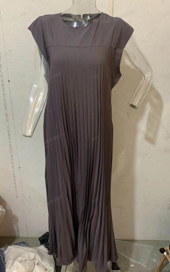 New Amazon cross-border European and American fashion round-neck sleeveless pleated dress for women in autumn and winter 2023 pic 7