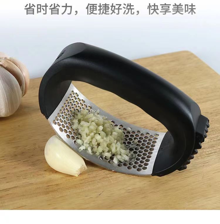 不锈钢手动压蒜泥器弧形厨用蒜蓉器嫩肉器家用压蒜器详情2
