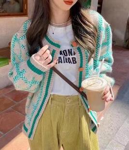 撞色拼接毛衣外套开衫女2022秋冬新款宽松设计感加厚针织开衫女装详情13