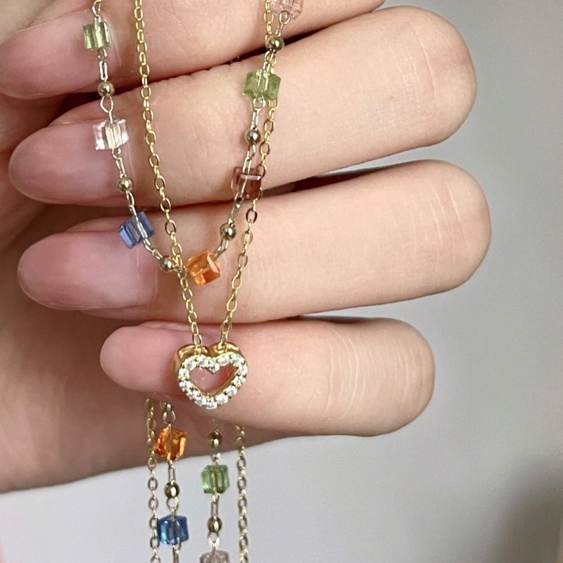 Heart-shaped necklace accessories for women, crystal beaded layering collarbone chain, a niche high-end and elegant necklace for women wholesale pic 23