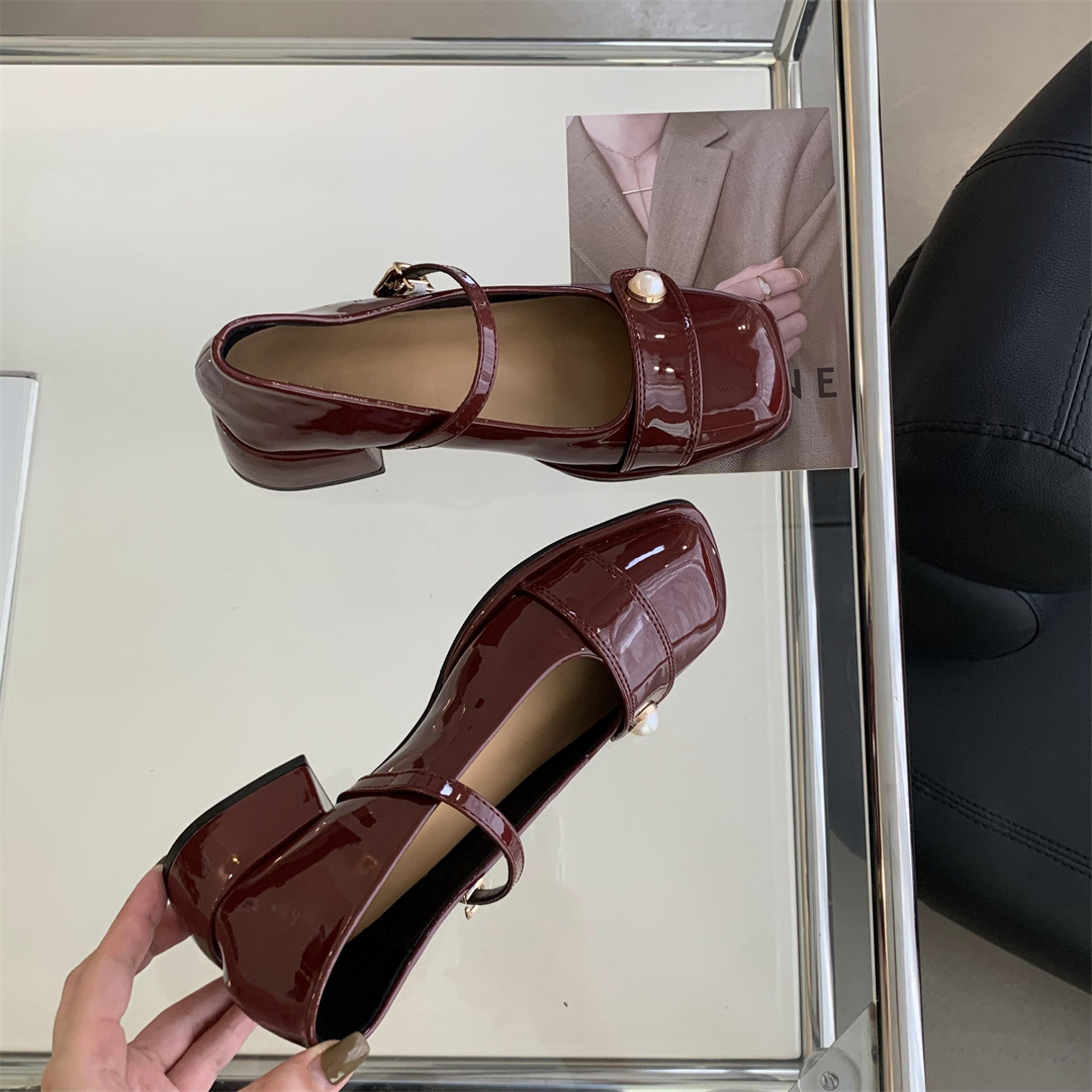 2023秋季新款时尚方头珍珠小香风纯色玛丽珍粗跟百搭时装单鞋女详情3