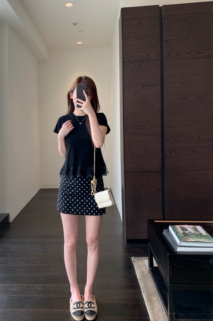 A13512甜美少女感 设计感下摆蕾丝花边拼接显瘦短袖T恤女春夏新详情19