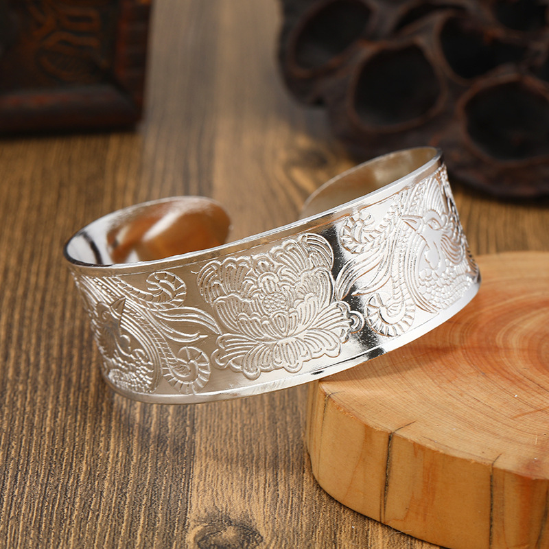 Retro ethnic style Miao silver bracelet, personalized wide opening bracelet, new Chinese style ancient style Guizhou handmade silver jewelry bracelet for children pic 15