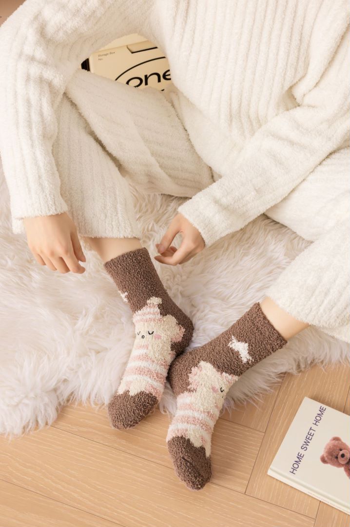 New thickened warm women's socks for autumn and winter, mid-calf floor socks, home sleep socks, non-shedding warm fleece socks pic 10