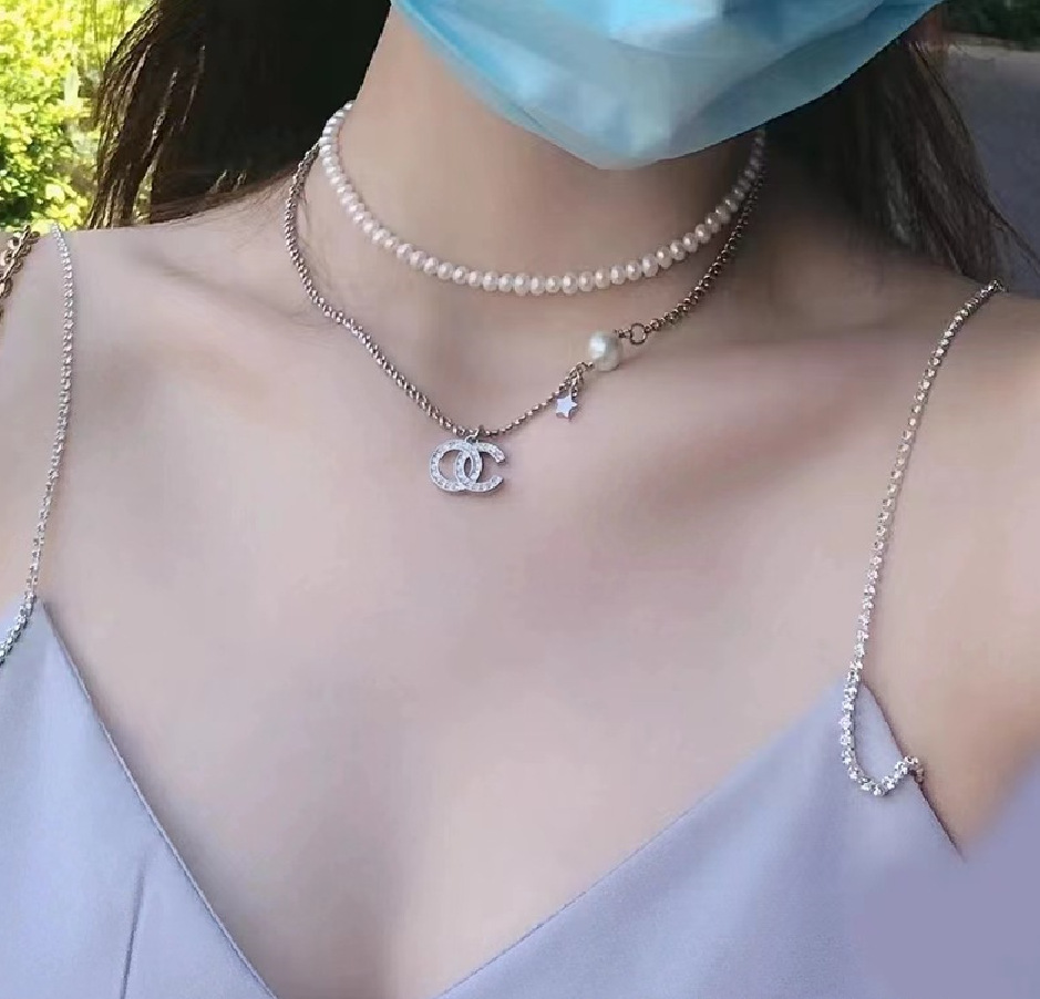小香项链女新款香奶奶高版本跨锁骨链境复古双C珍珠毛衣链厂家直详情3