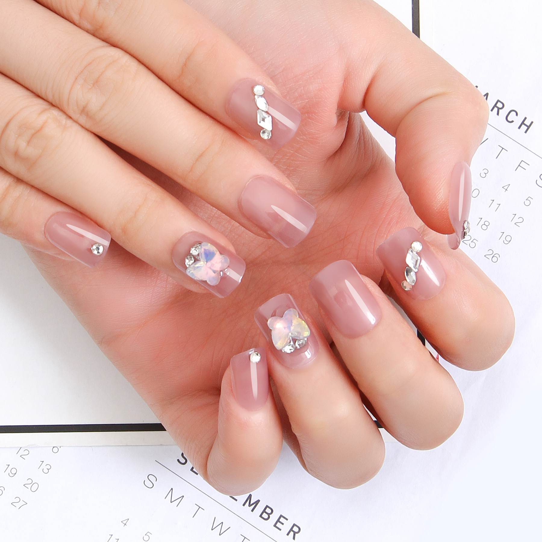 手工穿戴甲新款纯色系小短甲可爱冰透美甲贴片显白假指甲工厂批发详情3