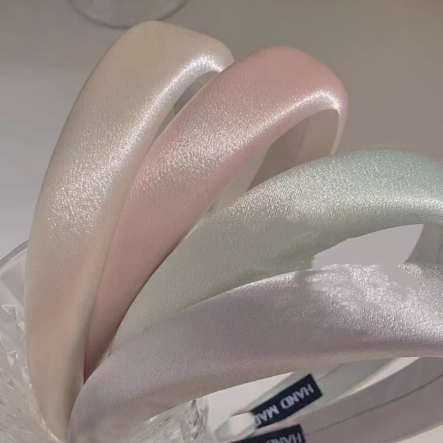 Gentle and elegant spring and summer new headband with a lustrous satin finish, solid color Morandi color, high top thick sponge headband pic 2