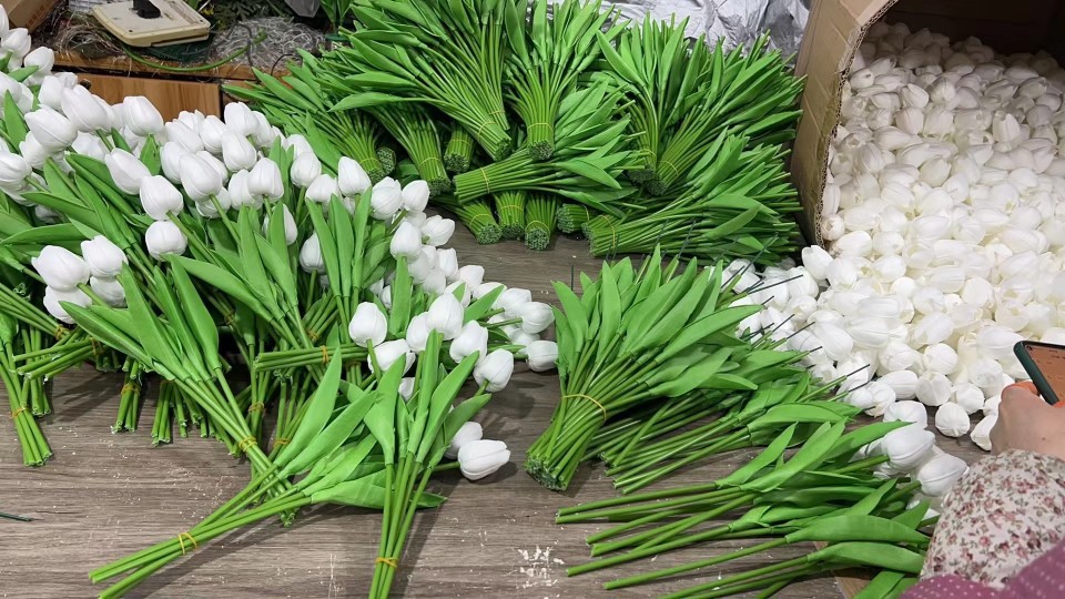 PU郁金香婚庆装饰手感保湿郁金香家居装饰详情3