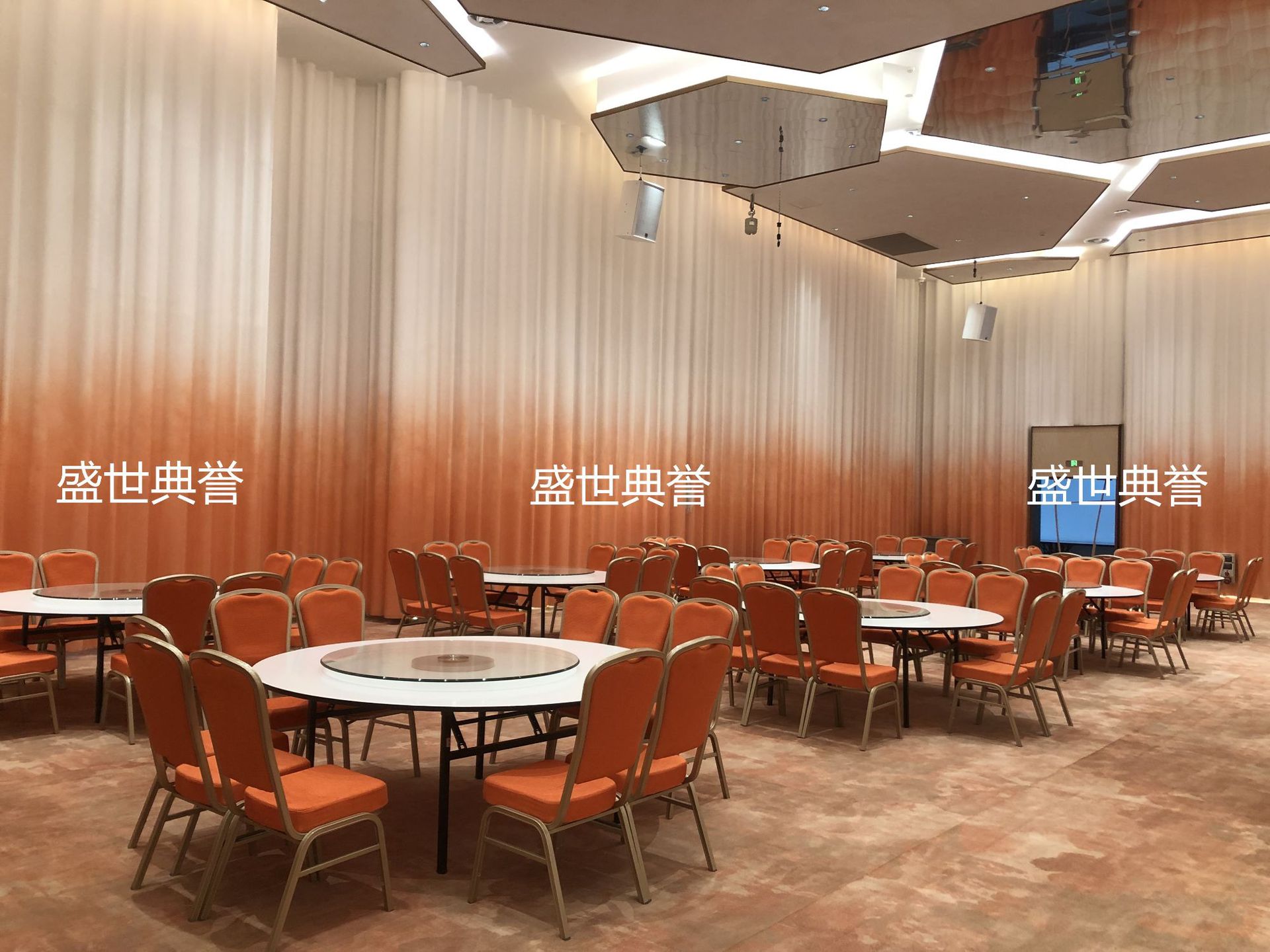 Wenzhou five-star hotel banquet dining tables and chairs, banquet center aluminum alloy banquet chairs, wedding banquet hotel folding tables and chairs pic 26