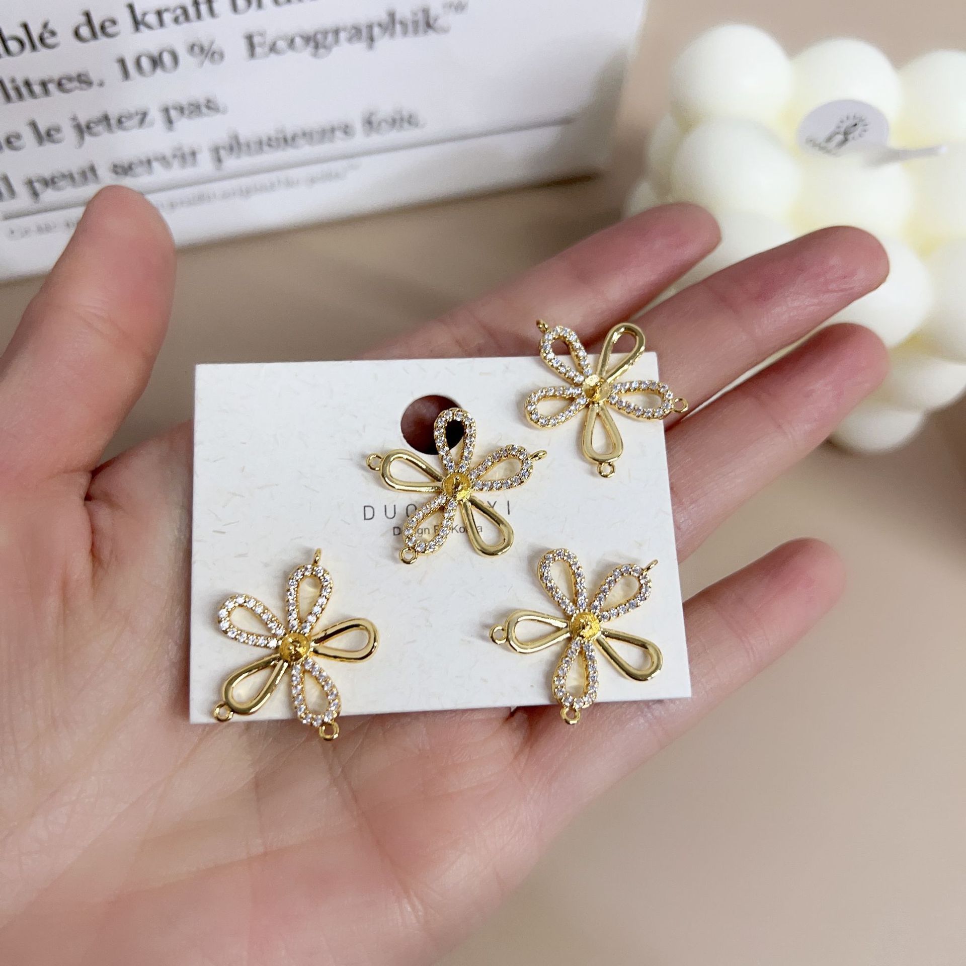 DIY hollowed-out small flower-inlaid zircon accessories, pearl empty stand multi-hanging accessories, bracelet, necklace jewelry accessories pic 11