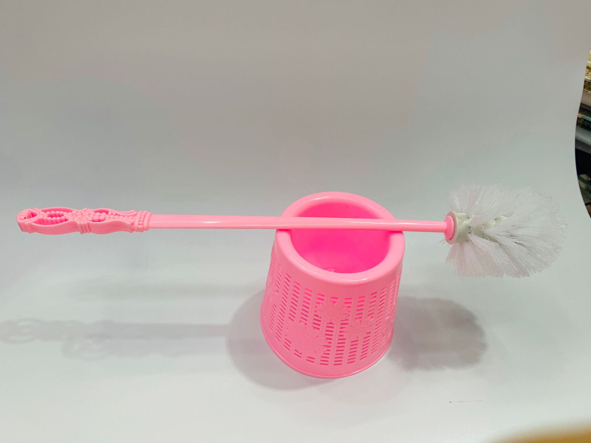 Wholesale of new plastic toilet cleaning brushes from the manufacturer, creative and simple household bathroom cleaning tools pic 5