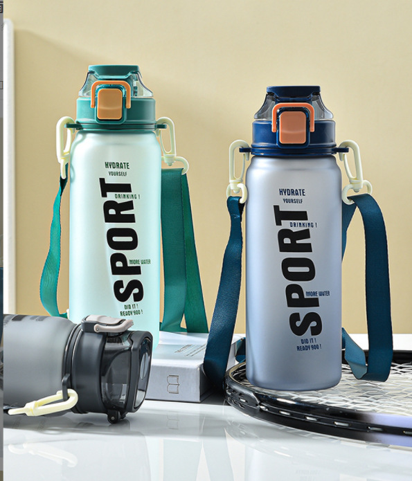 Jumping sports water bottle pic 4