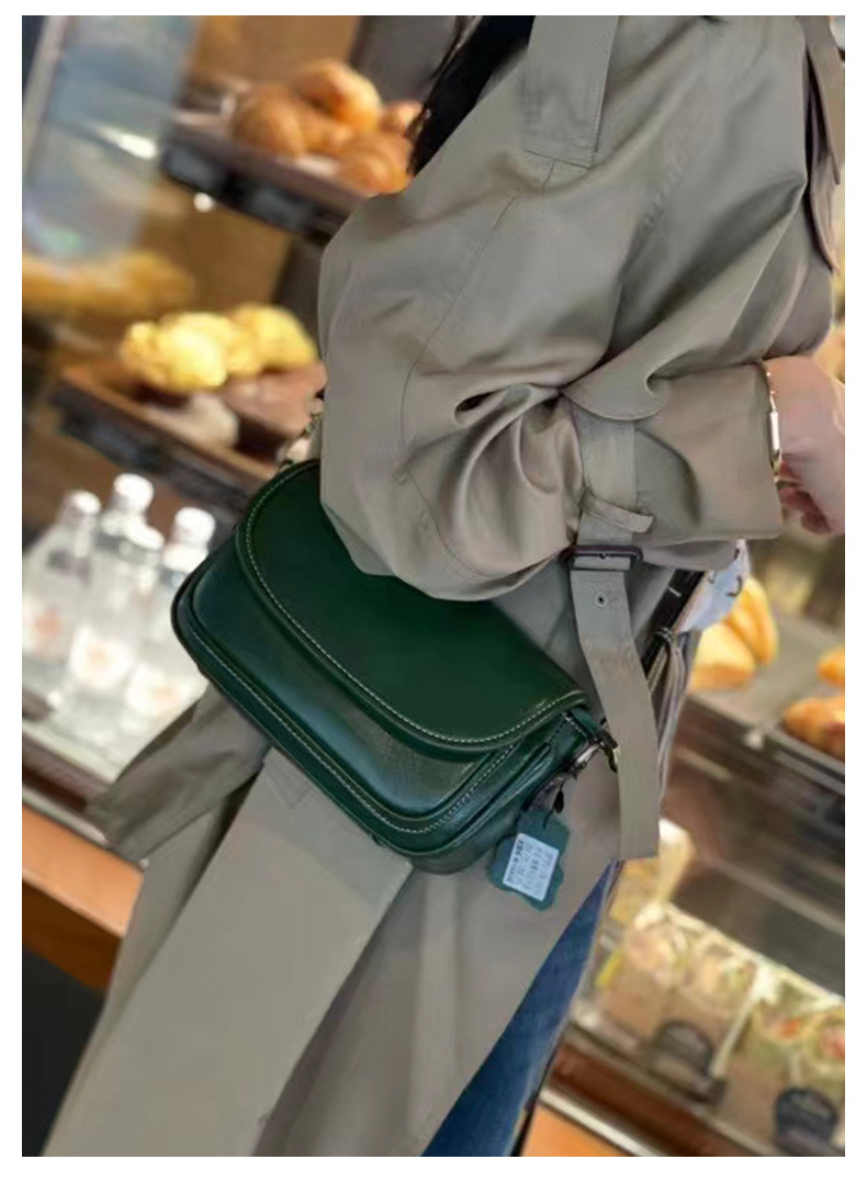 斜挎包2023新款潮高级感真皮女包小方包复古牛皮单肩包详情14