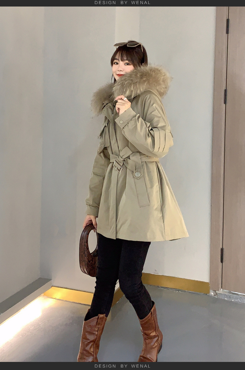 This is a mid-length winter Korean-style fashionable lace-up jacket with a cinched waist and a stylish large fur collar, designed with a rabbit fur inner liner pic 4