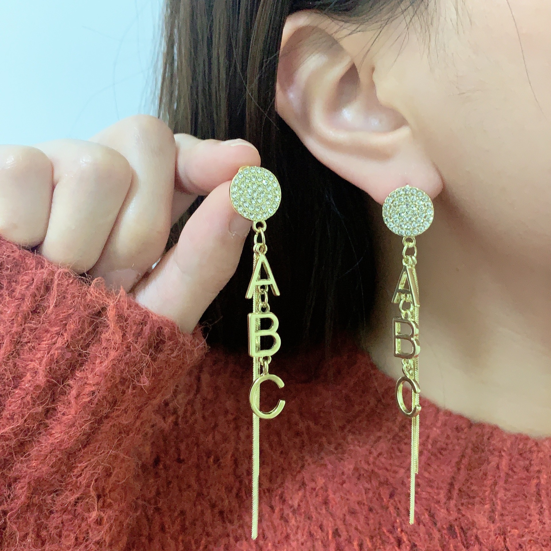 2024新款爆款珍珠耳饰女纯银小众设计感高级耳坠圆脸气质耳扣耳环详情5