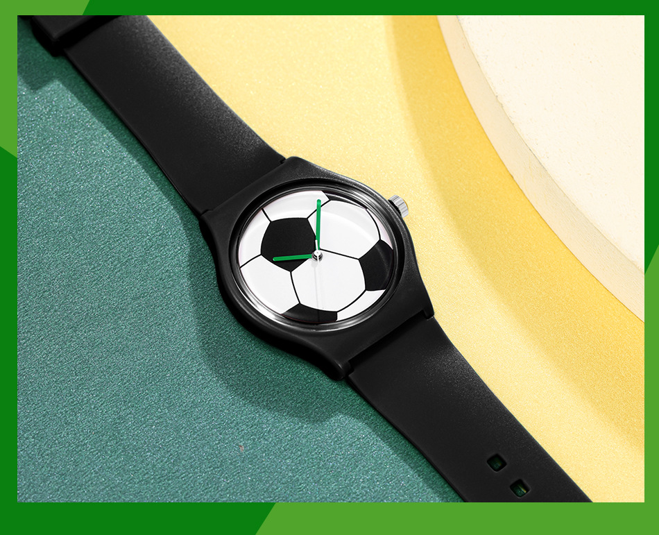 2024世界杯球迷用品防水手表饰品广州石英表足球杯元素纪念品腕表详情16