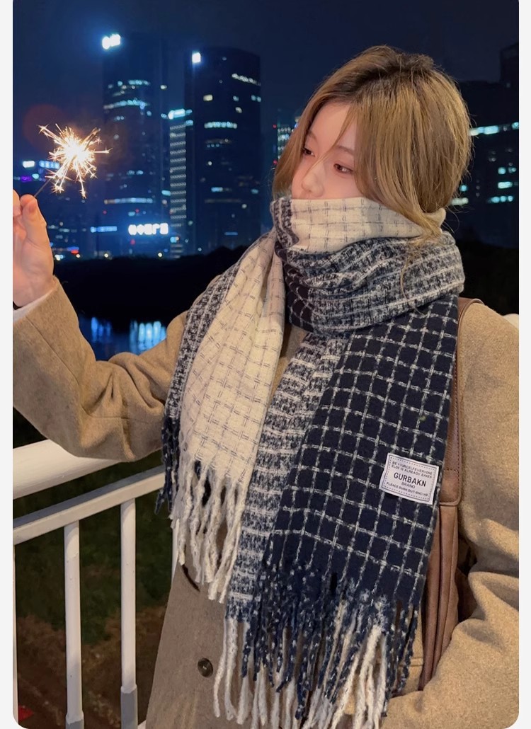 The new winter Maillard faux cashmere scarf, stylish checkered shawl, dual-purpose, warm and versatile in winter, Korean-style scarf pic 7