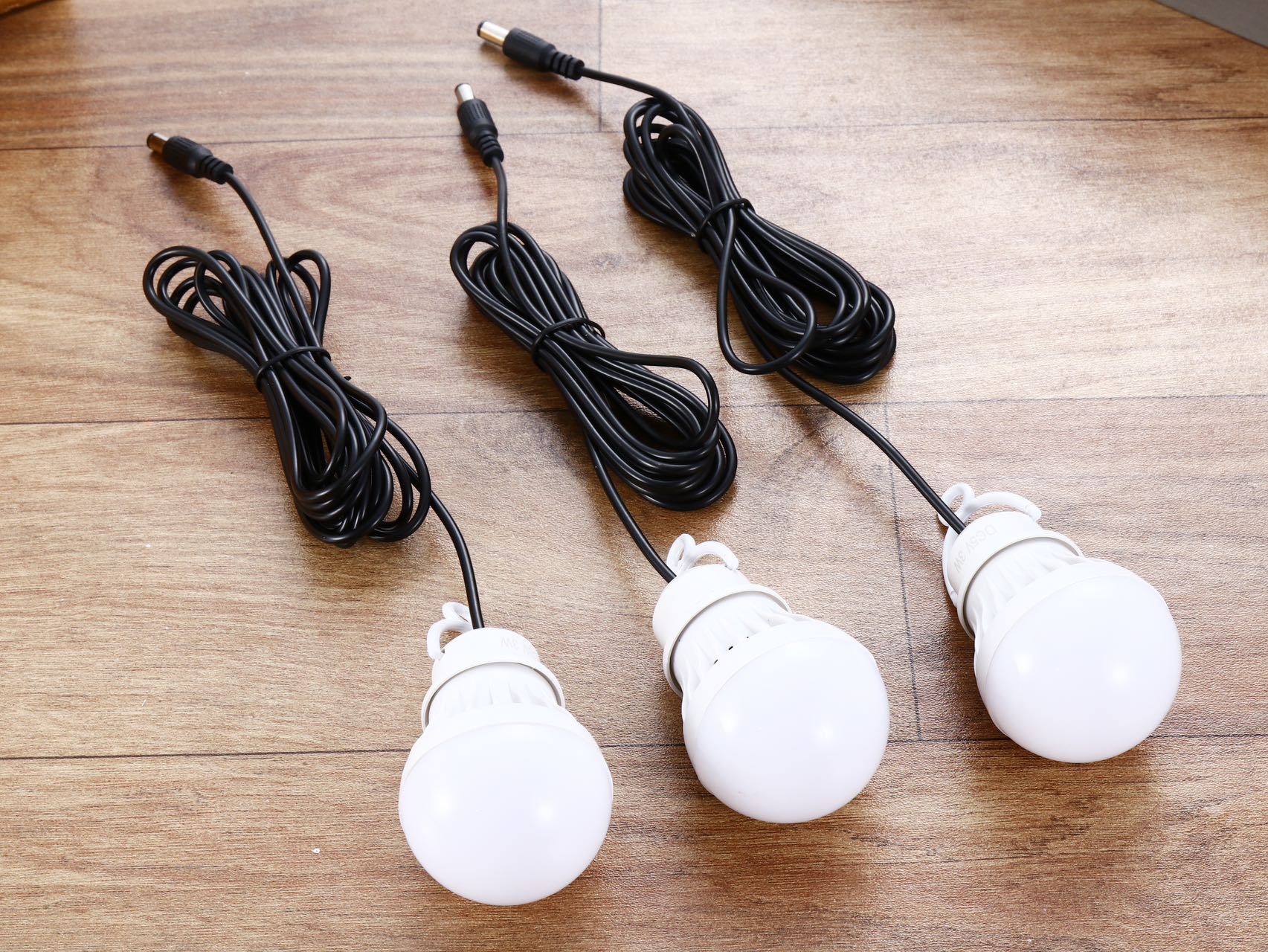 Solar-powered Bluetooth speaker lighting power generation system, card-inserting USB flash drive audio receiver, external three bulbs, mobile phone emergency charging pic 17