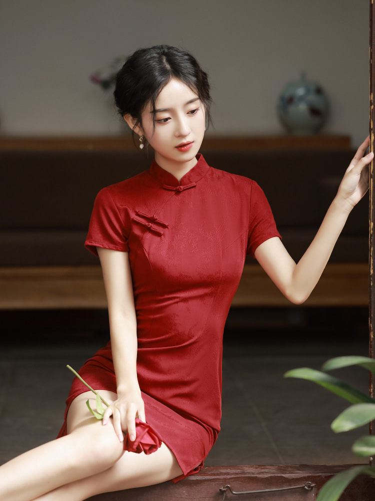 国潮旗袍裙2025年新款少女年轻款气质高端黑色新中式修身小礼服夏国潮详情2