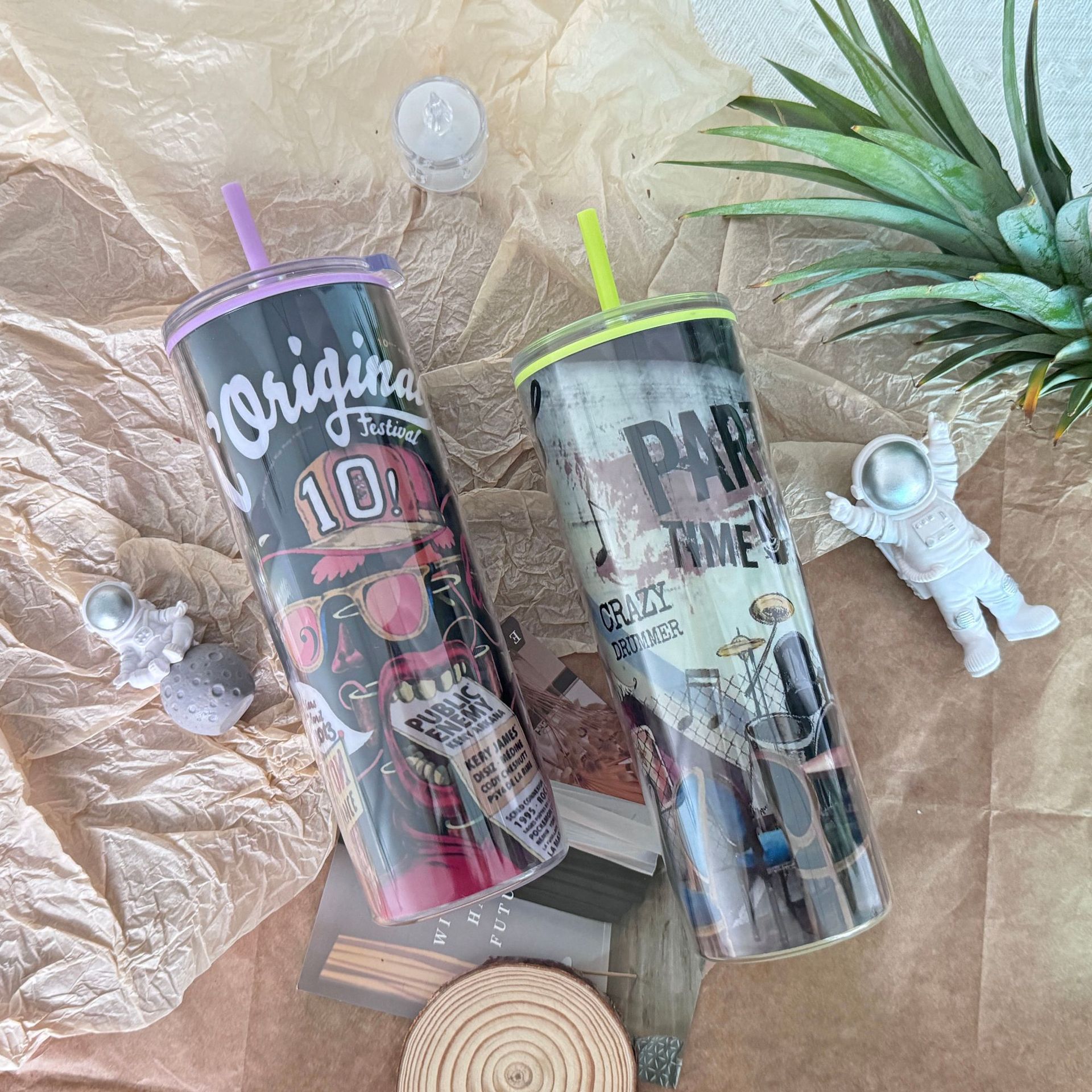 Wholesale of new summer internet-famous couple cups, plastic straw cups, and large-capacity plastic water cups for export with vertical patterns and straight bodies pic 1