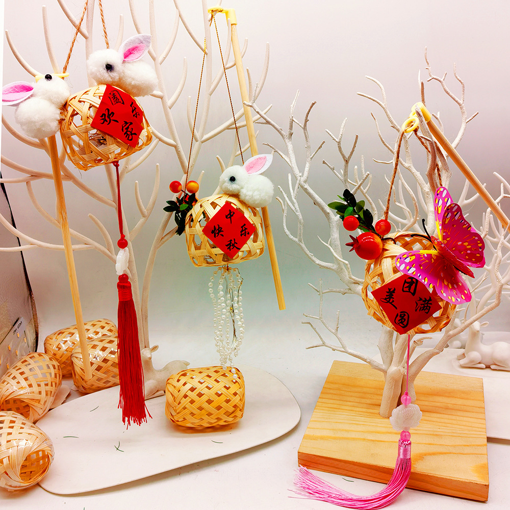 Handmade glowing Mid-Autumn Festival lanterns, hand-held bamboo woven small lanterns, berries, persimmons, green leaves, double rabbits, butterflies, night tour small lanterns, hand-held small lanterns pic 5