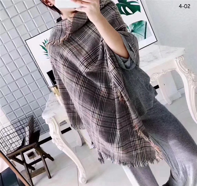 英伦格子围巾女冬季 羊绒混纺字母大披肩 千鸟格流苏潮牌羊绒围巾详情6