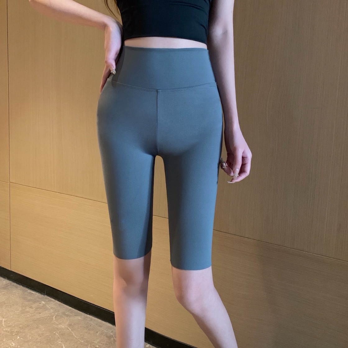 Three-point shark pants leggings for women, five-point summer thin tight-fitting outerwear, and nine-point letter-shaped belt-cinching and hip-lifting Barbie pants pic 104