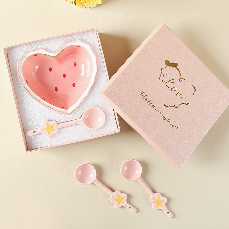 【天地盖】草莓碗星星勺陶瓷碗勺套装粉色中式釉下彩餐具套装礼物详情2