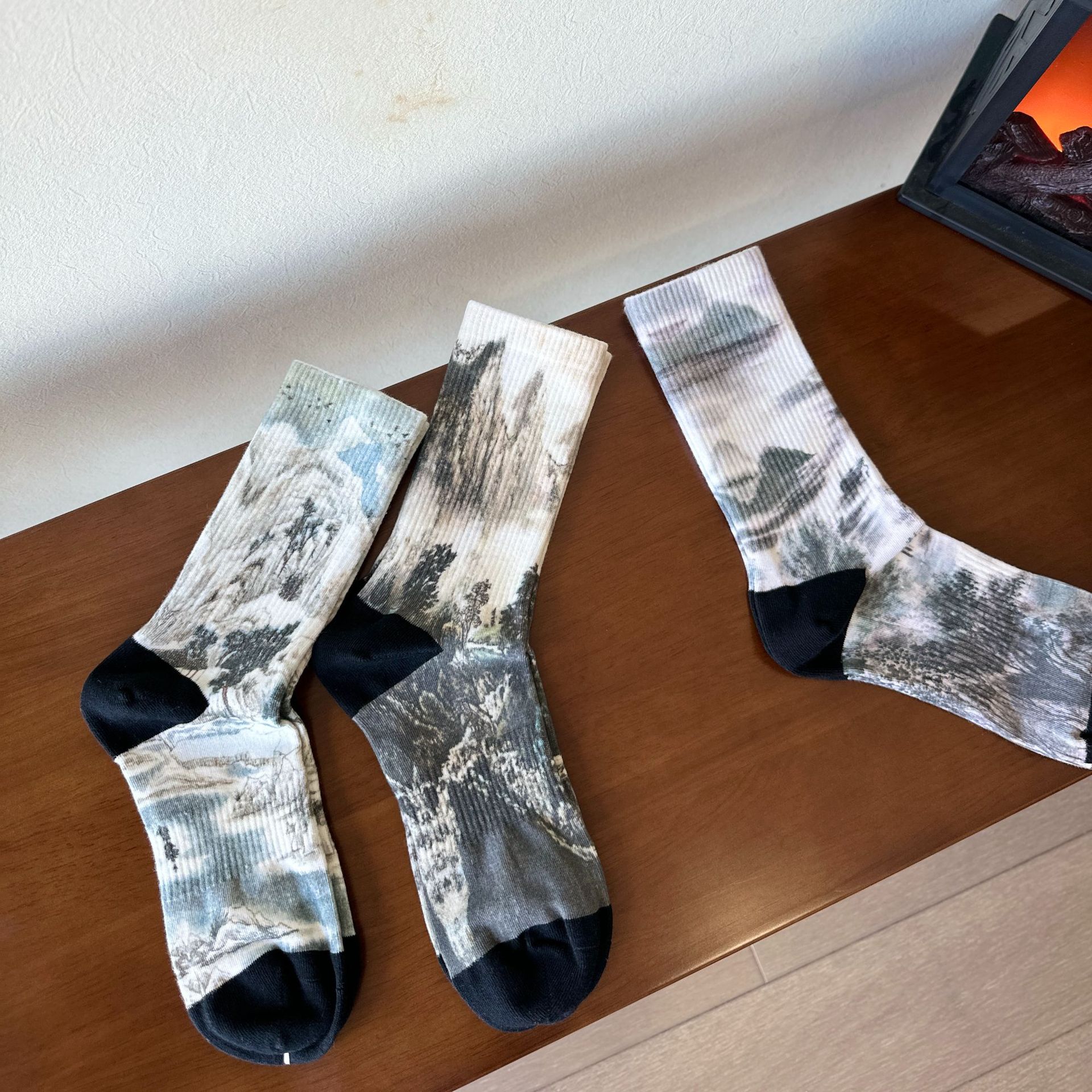 国潮国风男袜复古水墨山水画意境国潮中筒袜印染棉袜匠心设计款袜子男详情14