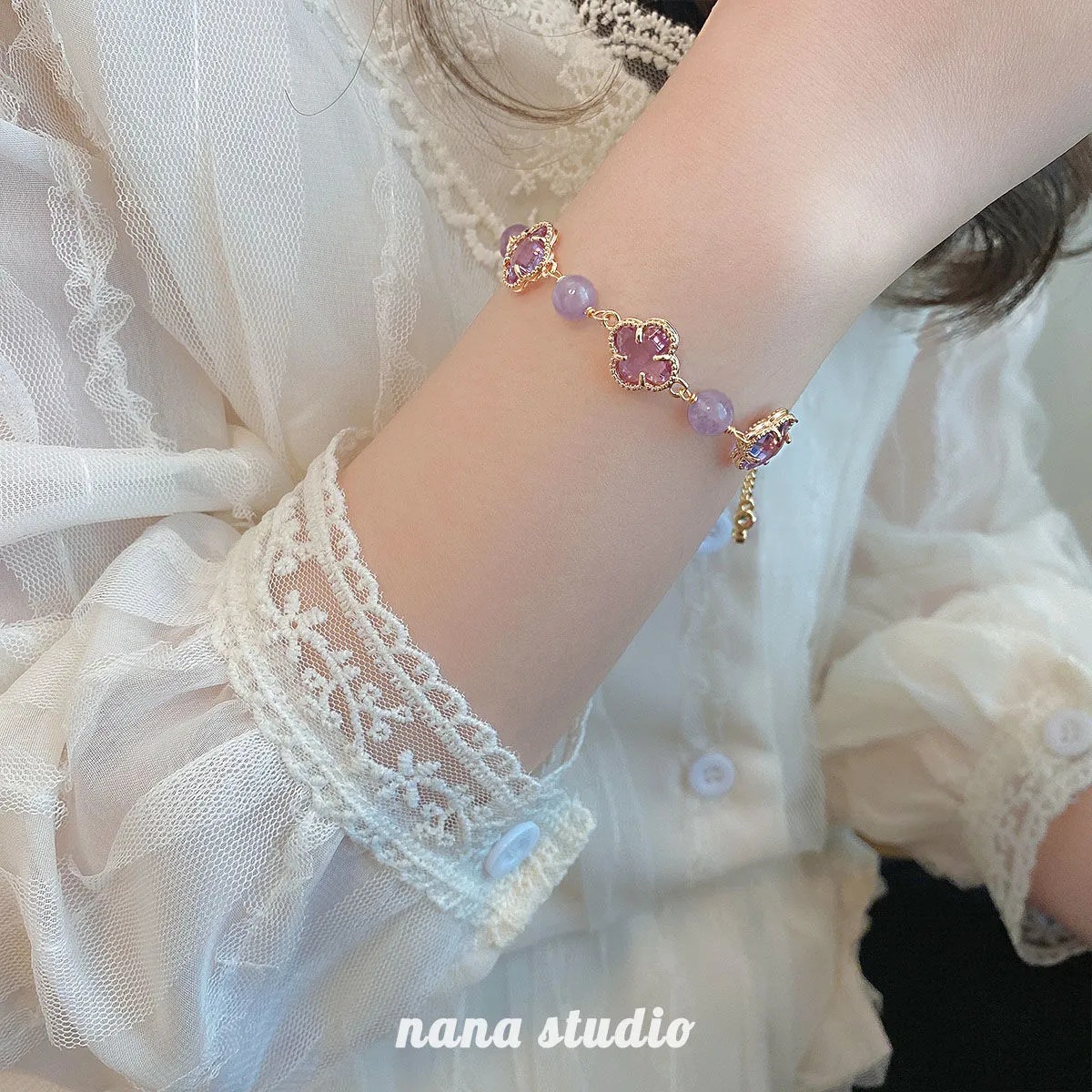 Natural crystal bracelet, four-leaf clover, natural amethyst bracelet, strawberry crystal white crystal, fashionable, light luxury and high-end feel pic 24