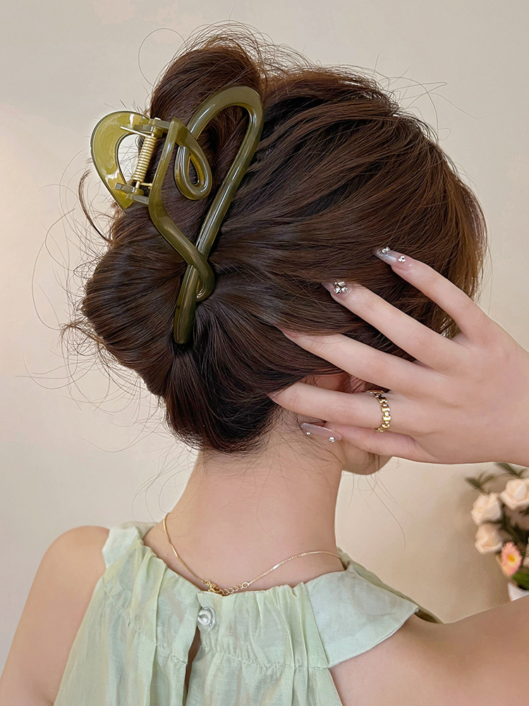 亚克力爱心抓夹女高级感气质鲨鱼夹发夹后脑勺夹子头饰简约发卡春详情7