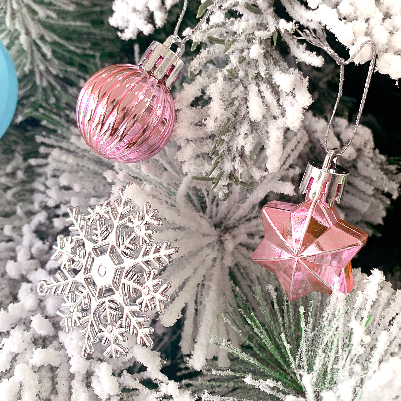 Temu/SHEIN Christmas decorations: Electroplated deer plastic balls, painted Christmas ball sets, Christmas tree pendants pic 8